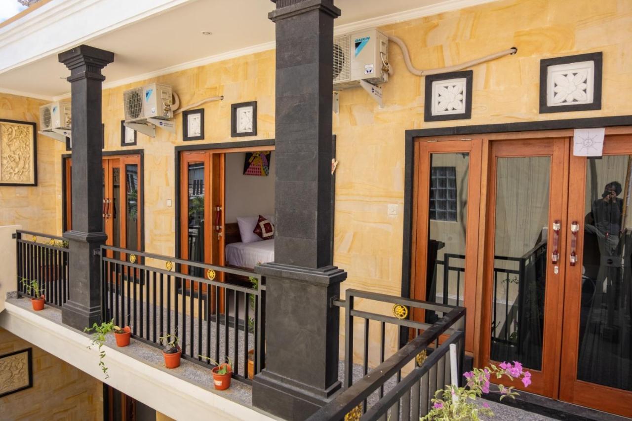 SR Caviar Guest House Canggu Exterior foto