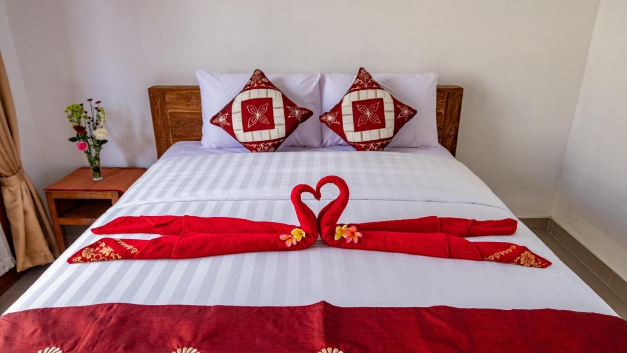 SR Caviar Guest House Canggu Exterior foto